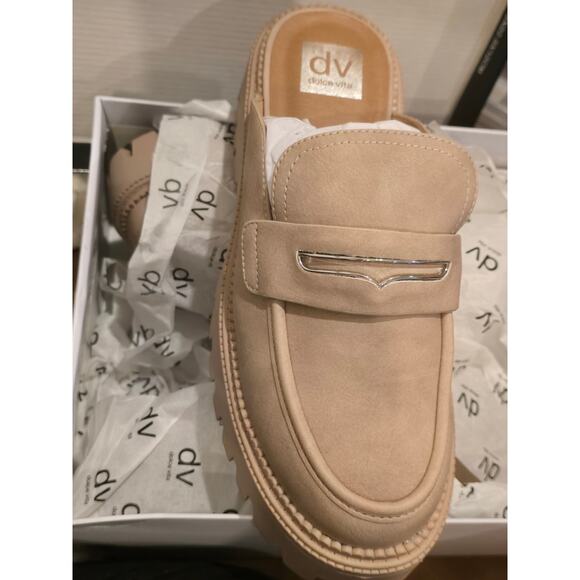 Dolce Vita Liptun Loafers in Neutral Beige Stone EUC Size 9 - Picture 6 of 8